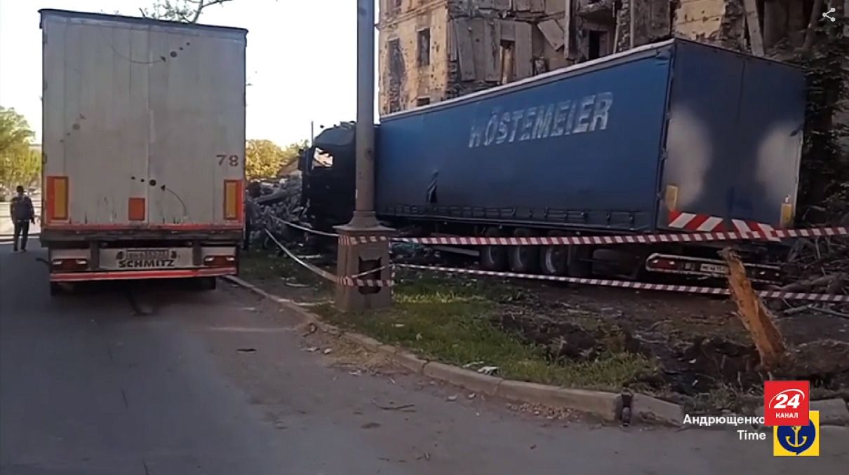 У Маріуполі 18 травня вантажівка влетіла в руїни – Андрющенко розповів деталі ДТП - 24 Канал