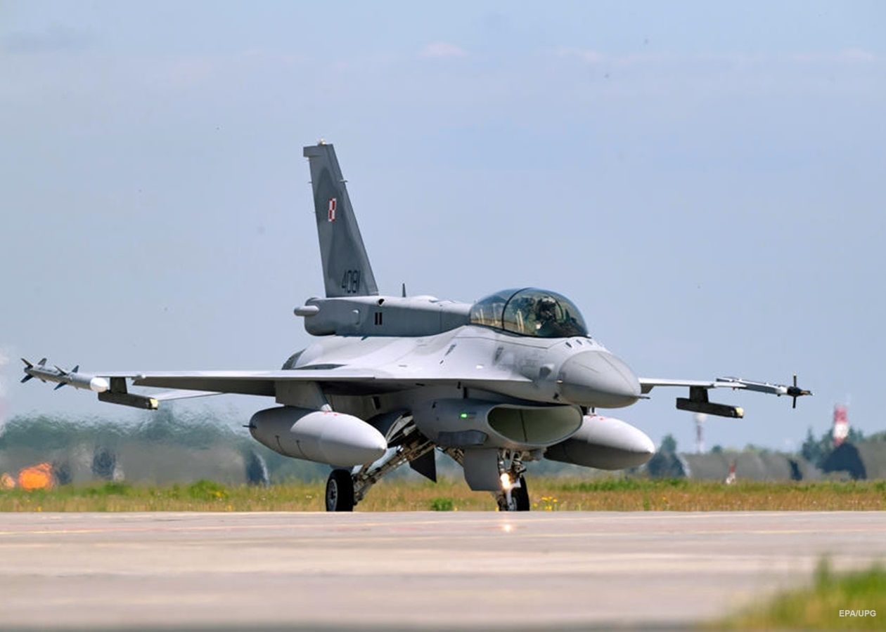 Украина хочет получить F-16