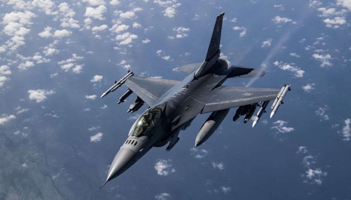 F-16 допоможуть Україні частково закрити небо