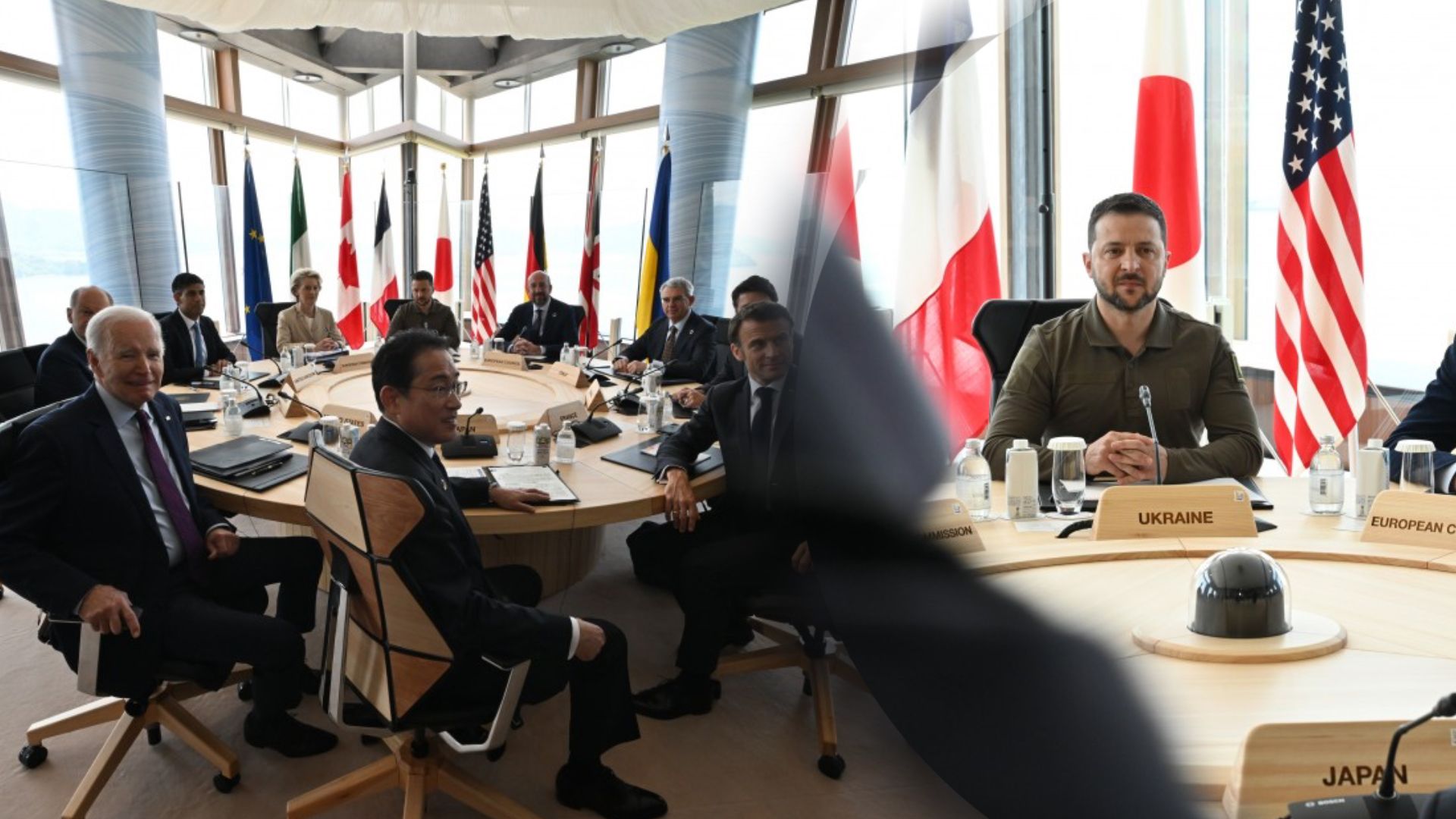 Зеленский выступил на саммите "Большой семерки" Зеленский выступил на саммите "Большой семерки"