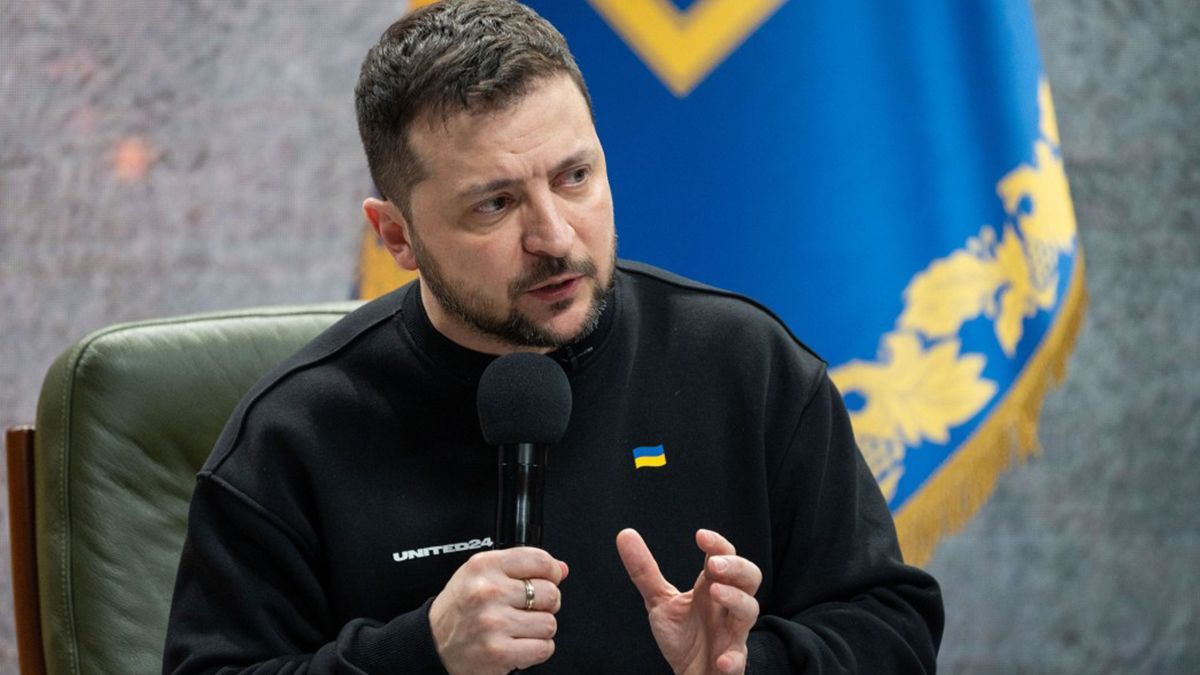 Зеленский на саммите Большой семерки в Японии - почему президент прибыл лично, а не онлайн - 24 Канал Зеленский на саммите Большой семерки в Японии - почему президент прибыл лично, а не онлайн - 24 Канал