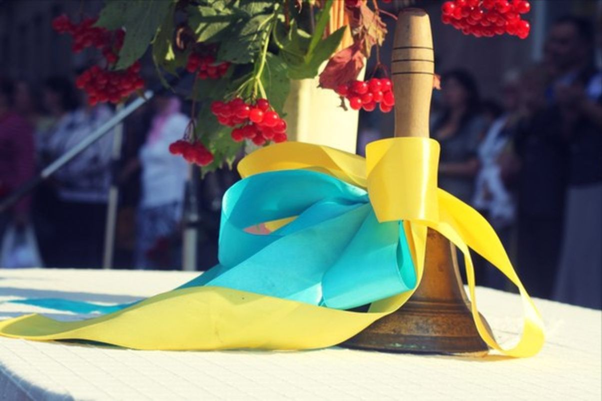 Когда последний звонок 2023 - как пройдет праздник в школах Черновцов и Кривого Рога Когда последний звонок 2023 - как пройдет праздник в школах Черновцов и Кривого Рога