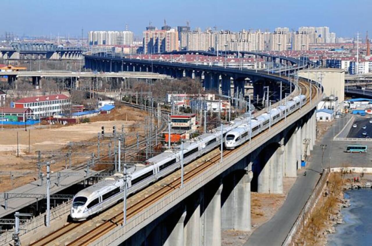 Китай хочет построить железную дорогу в обход России