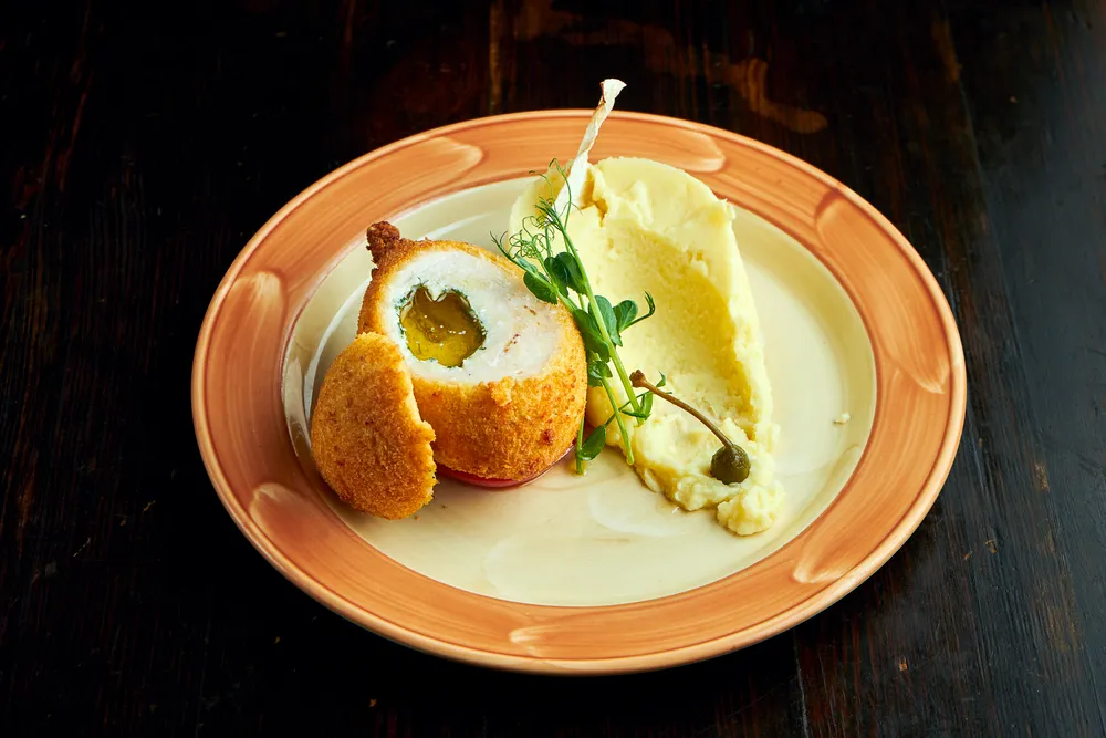 Котлети по-київськи Котлети по-київськи