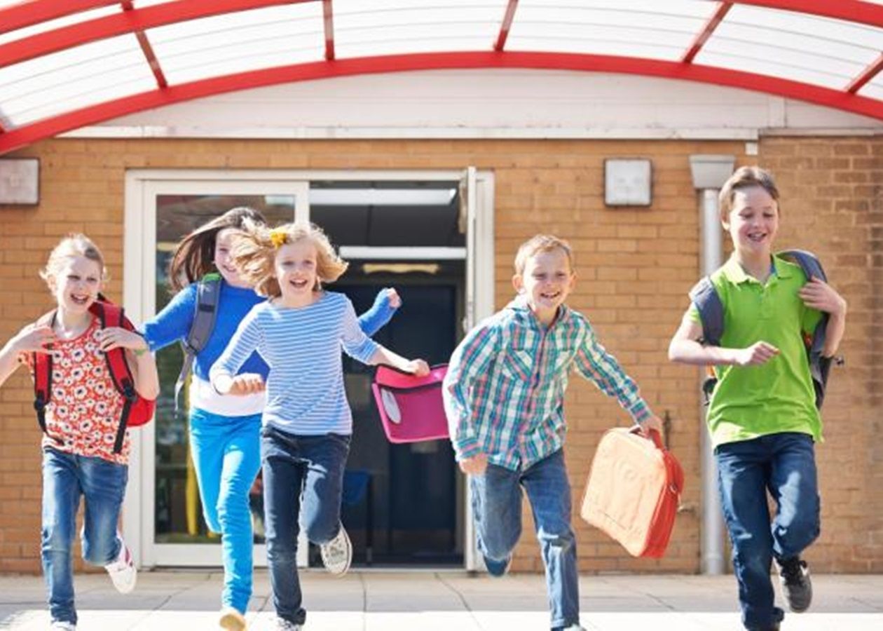 Когда летние каникулы в школах Львова - когда начинаются каникулы - графики Когда летние каникулы в школах Львова - когда начинаются каникулы - графики