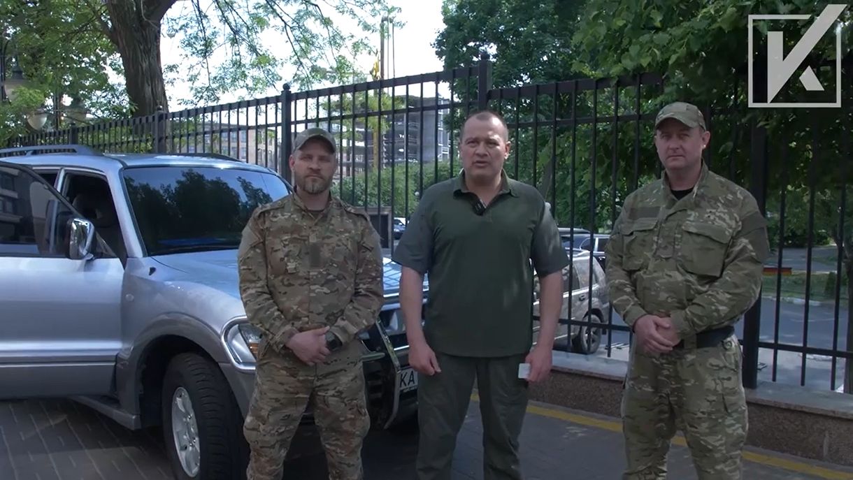Він не підведе, – "Українська команда" передала 72-й бригаді позашляховик Mitsubishi