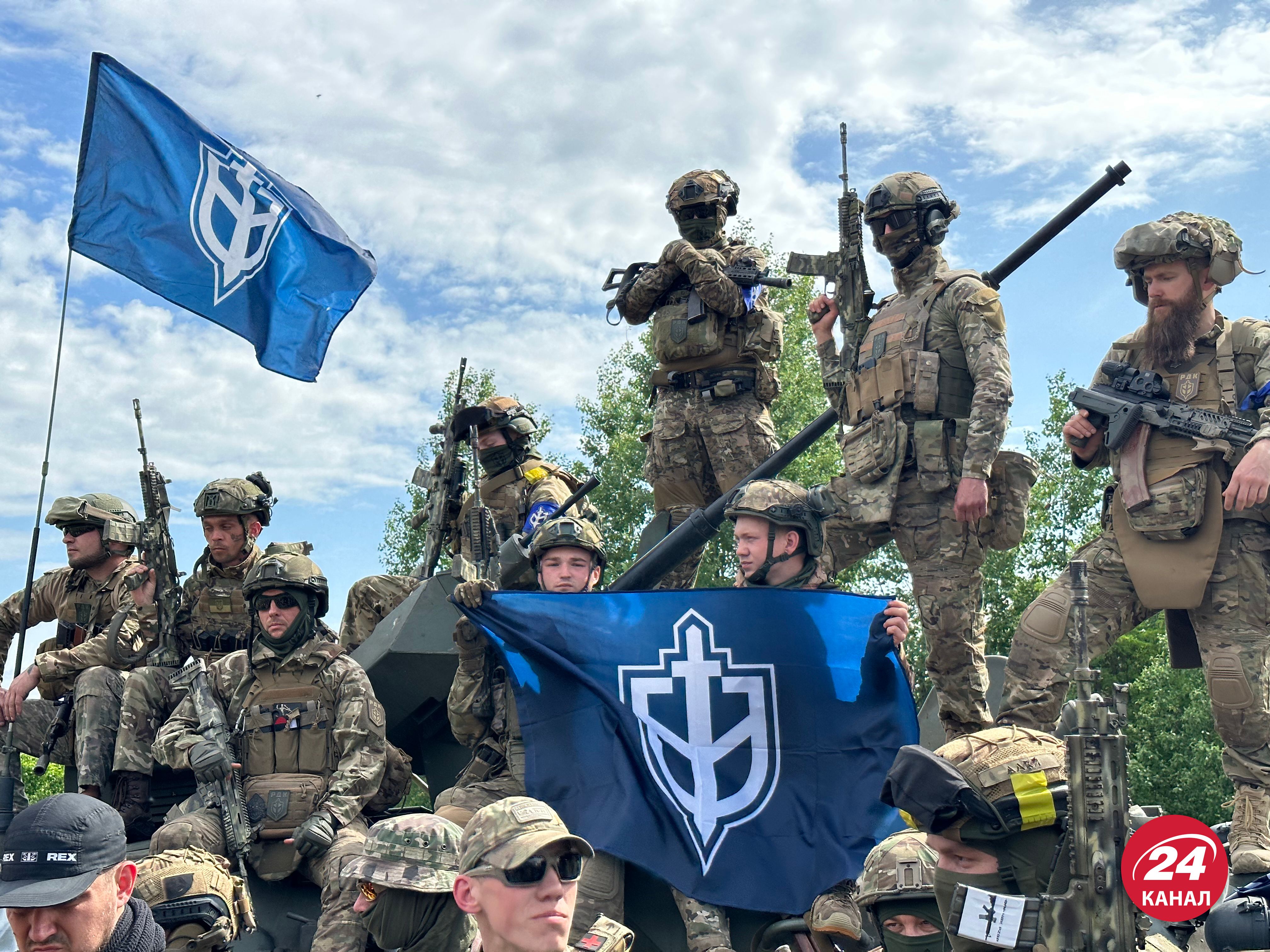 Добровольчі формування росіян показали бойові трофеї Добровольчі формування росіян показали бойові трофеї