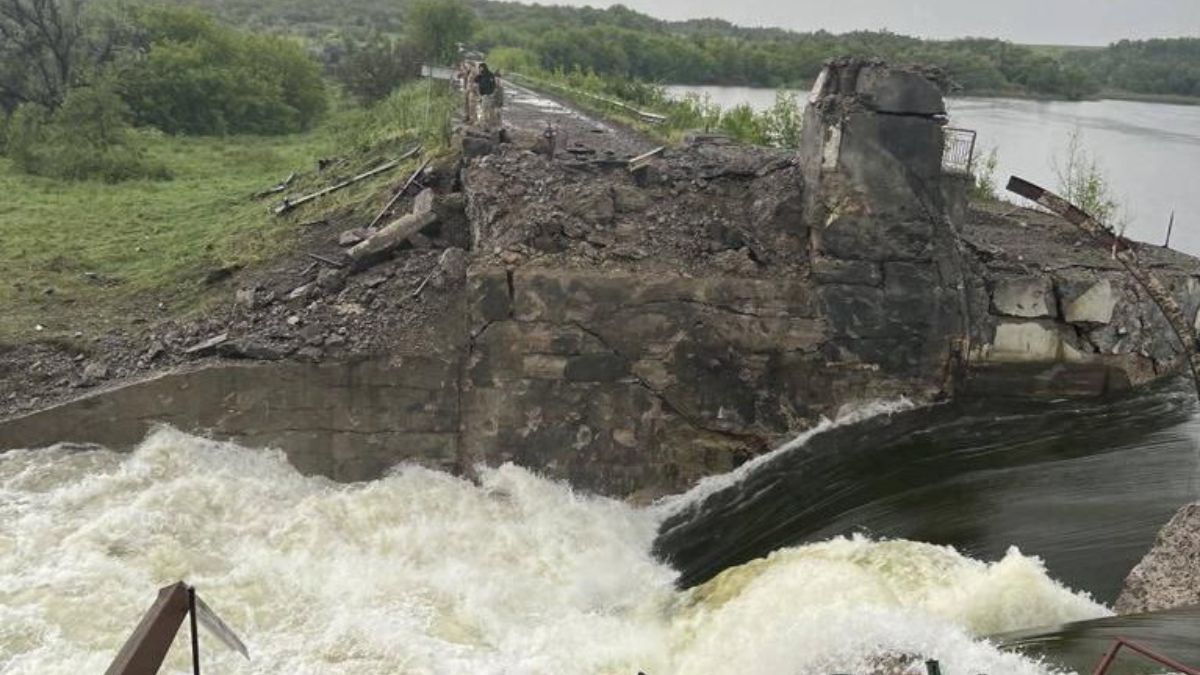 Росіяни влучили в дамбу водосховища на Донеччині: є велика загроза для населення - 24 Канал