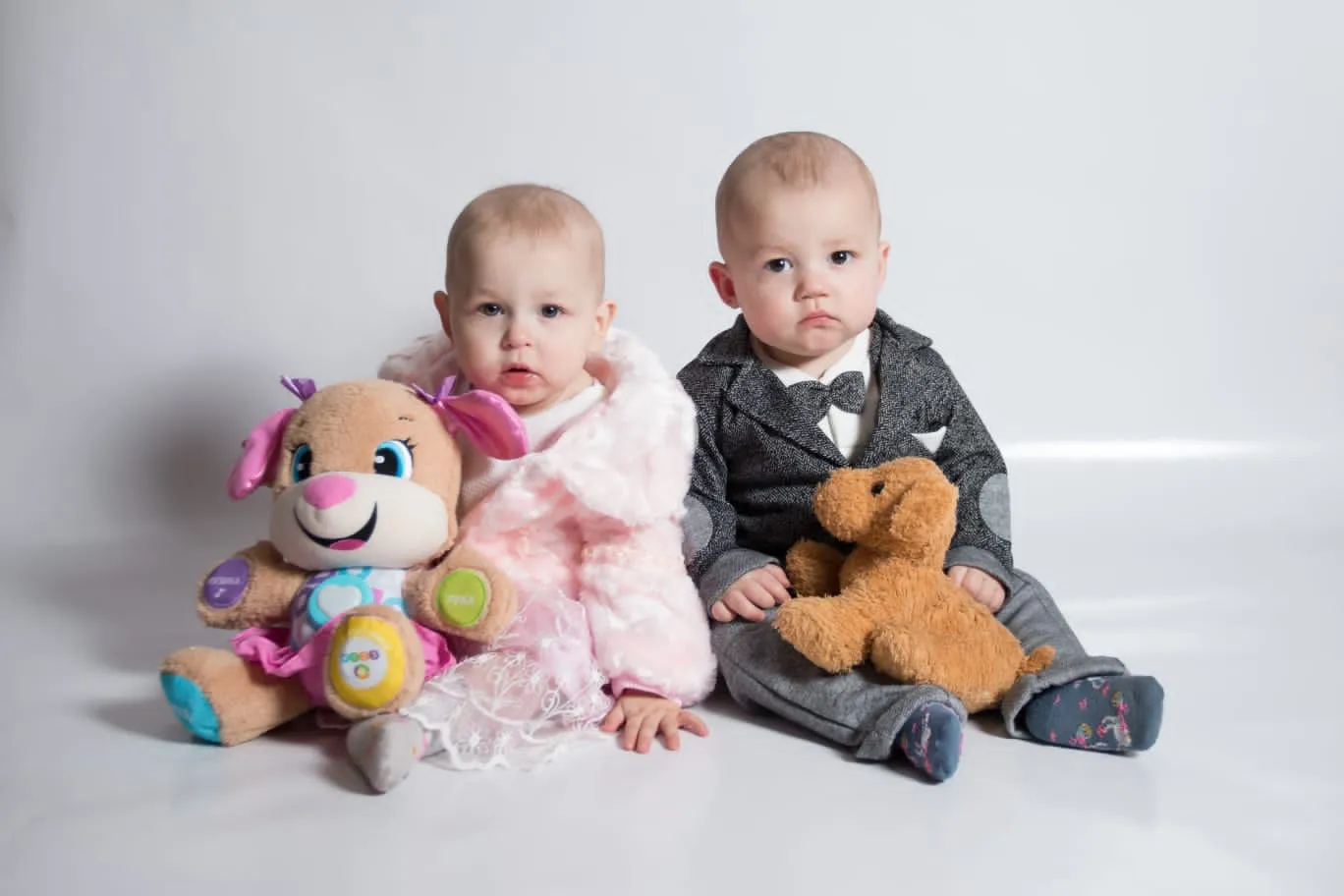 Ніколь та Денис Дейнеки Ніколь та Денис Дейнеки