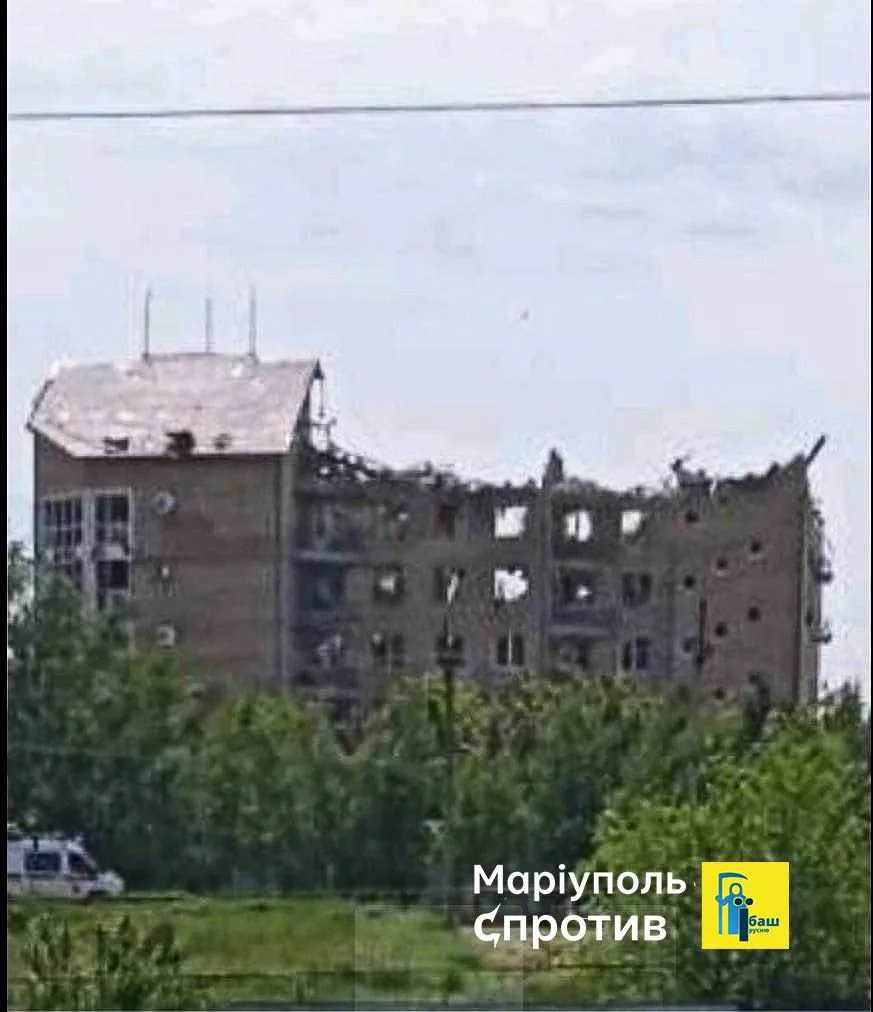 Разрушенный комплекс, где жили оккупанты