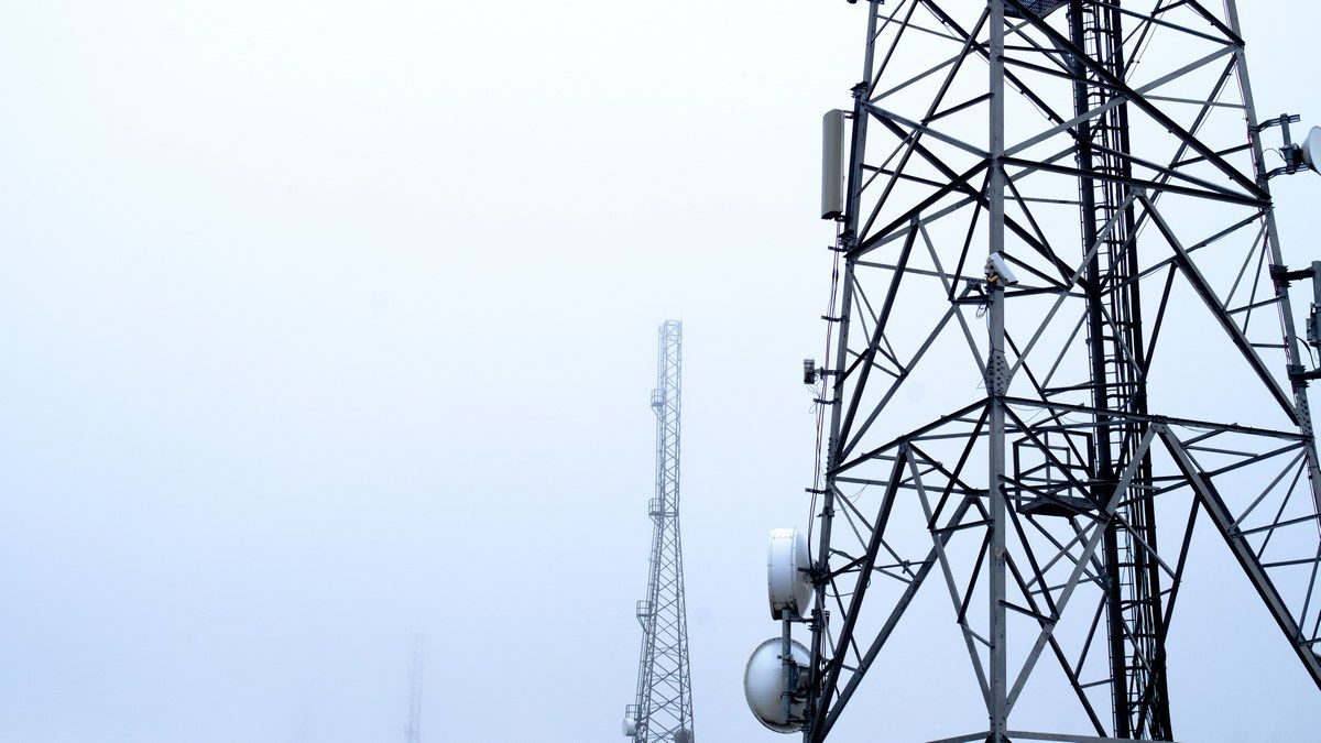 Nokia поможет украинским городам вернуть интернет Nokia поможет украинским городам вернуть интернет