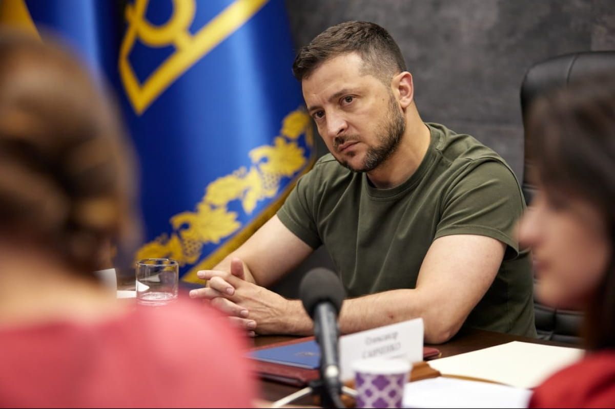Зеленський влаштував ставку Верховного головнокомандувача в Одесі – подробиці Зеленський влаштував ставку Верховного головнокомандувача в Одесі – подробиці
