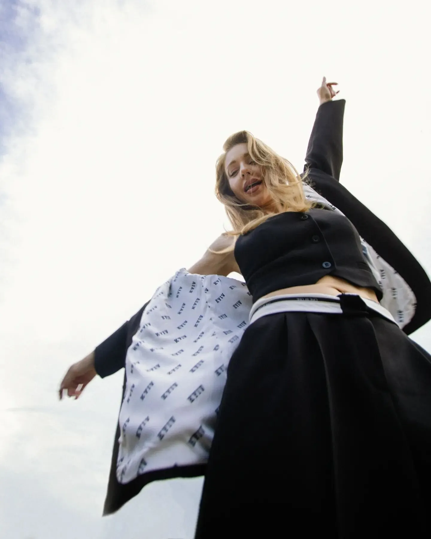 Тина Король Тина Король