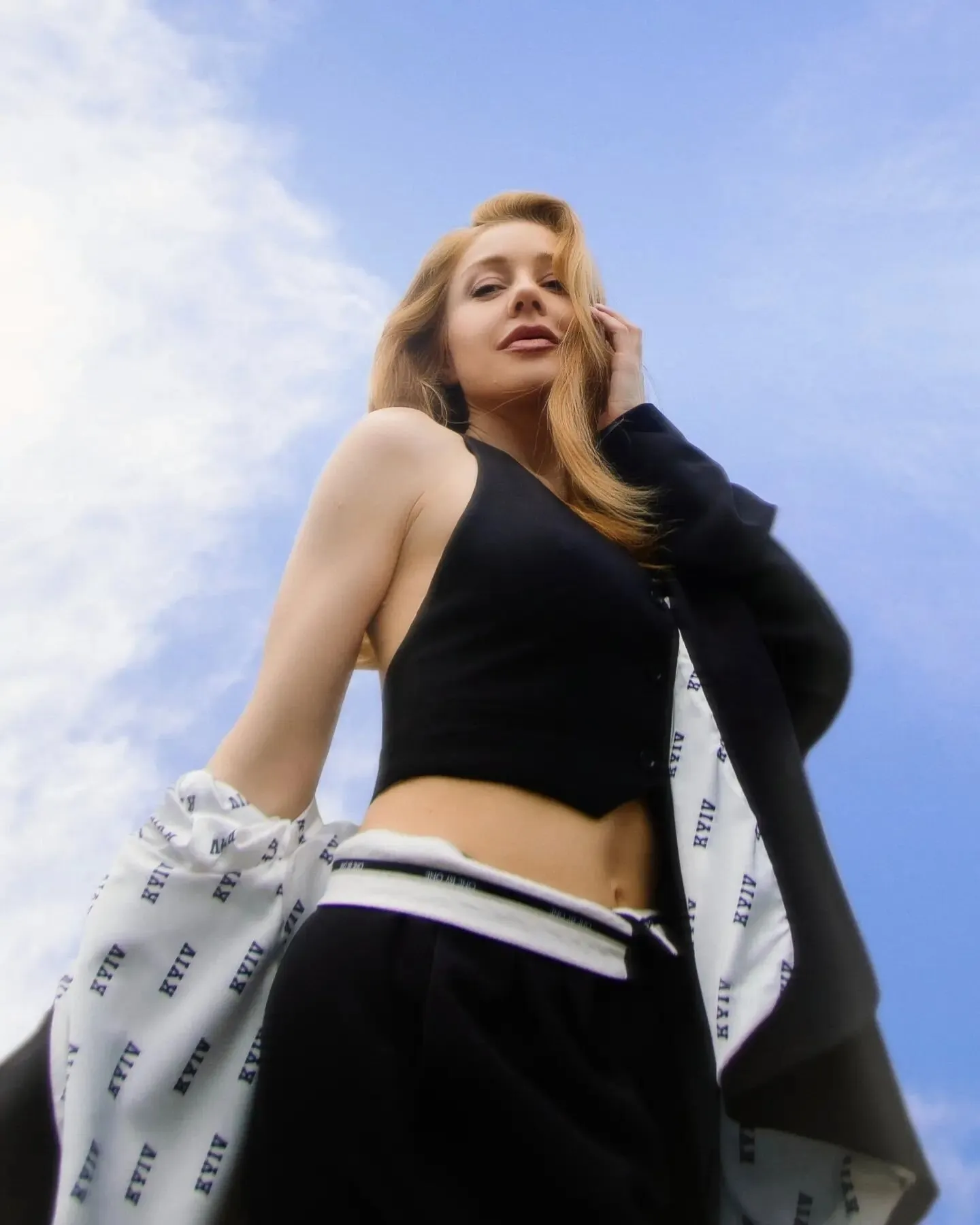 Тина Король Тина Король