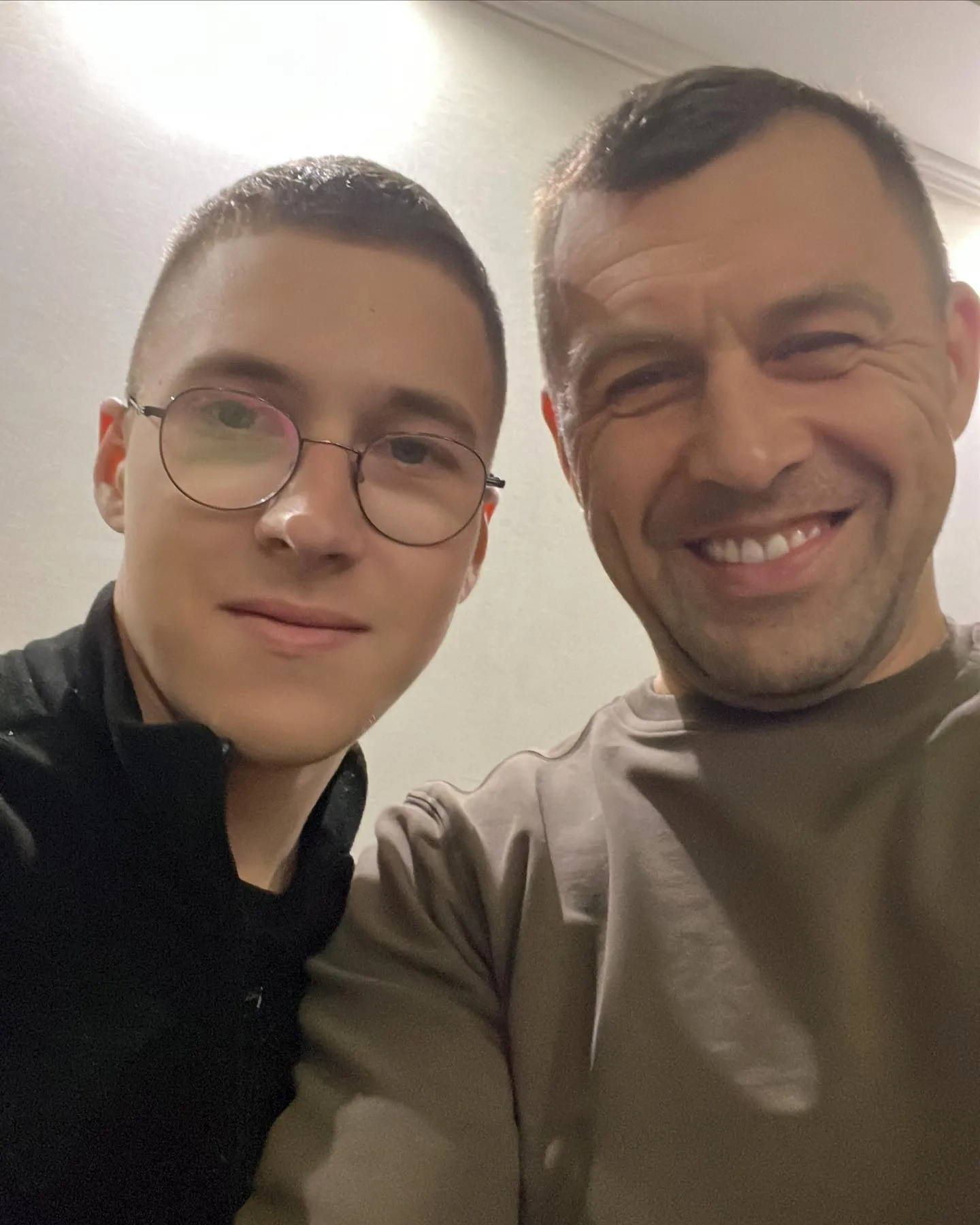 Андрей Онистрат вместе с сыном Остапом