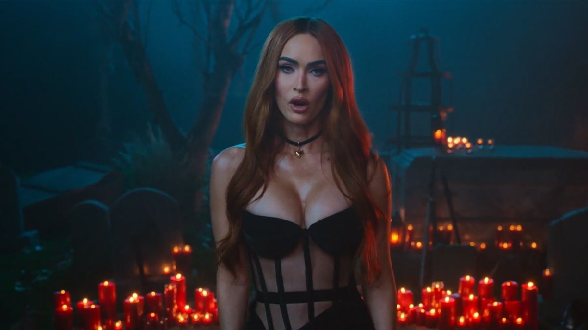 Меган Фокс читатиме панегірики гравцям Diablo 4 з найжорстокішими смертями