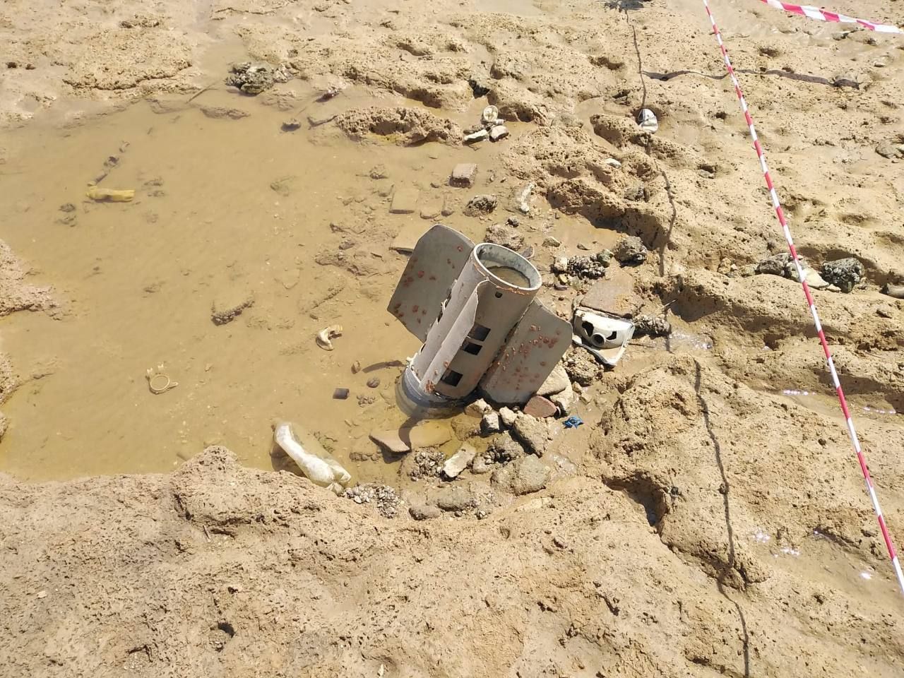 У Чорне море виносить різні речі з Херсонщини У Чорне море виносить різні речі з Херсонщини