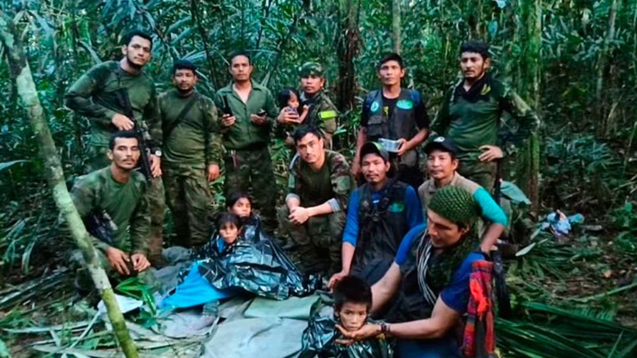 Все взрослые погибли на борту: в Колумбии нашли детей, пропавших после авиакатастрофы - 24 Канал