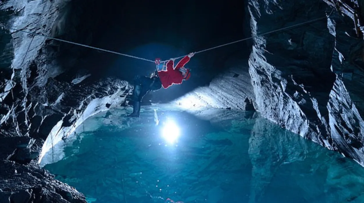 Нелегкий маршрут в отель Deep Sleep Нелегкий маршрут в отель Deep Sleep