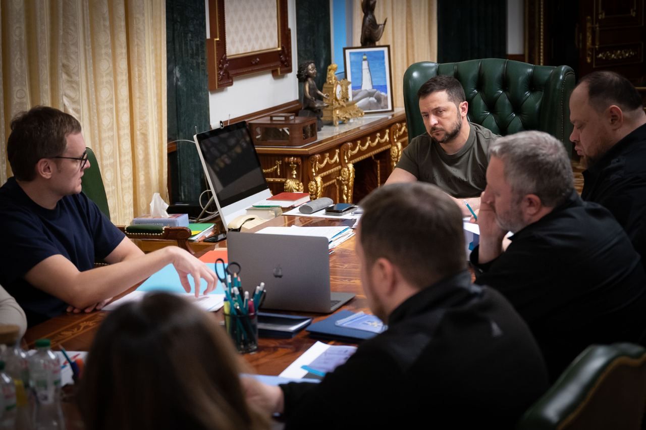 Ситуация на ЗАЭС и трибунал для Путина - Зеленский провел совещание и встретился с Гросси - 24 Канал