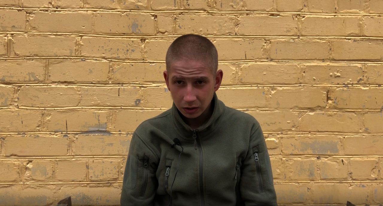 ВСУ взяли в плен 19-летнего оккупанта ВСУ взяли в плен 19-летнего оккупанта