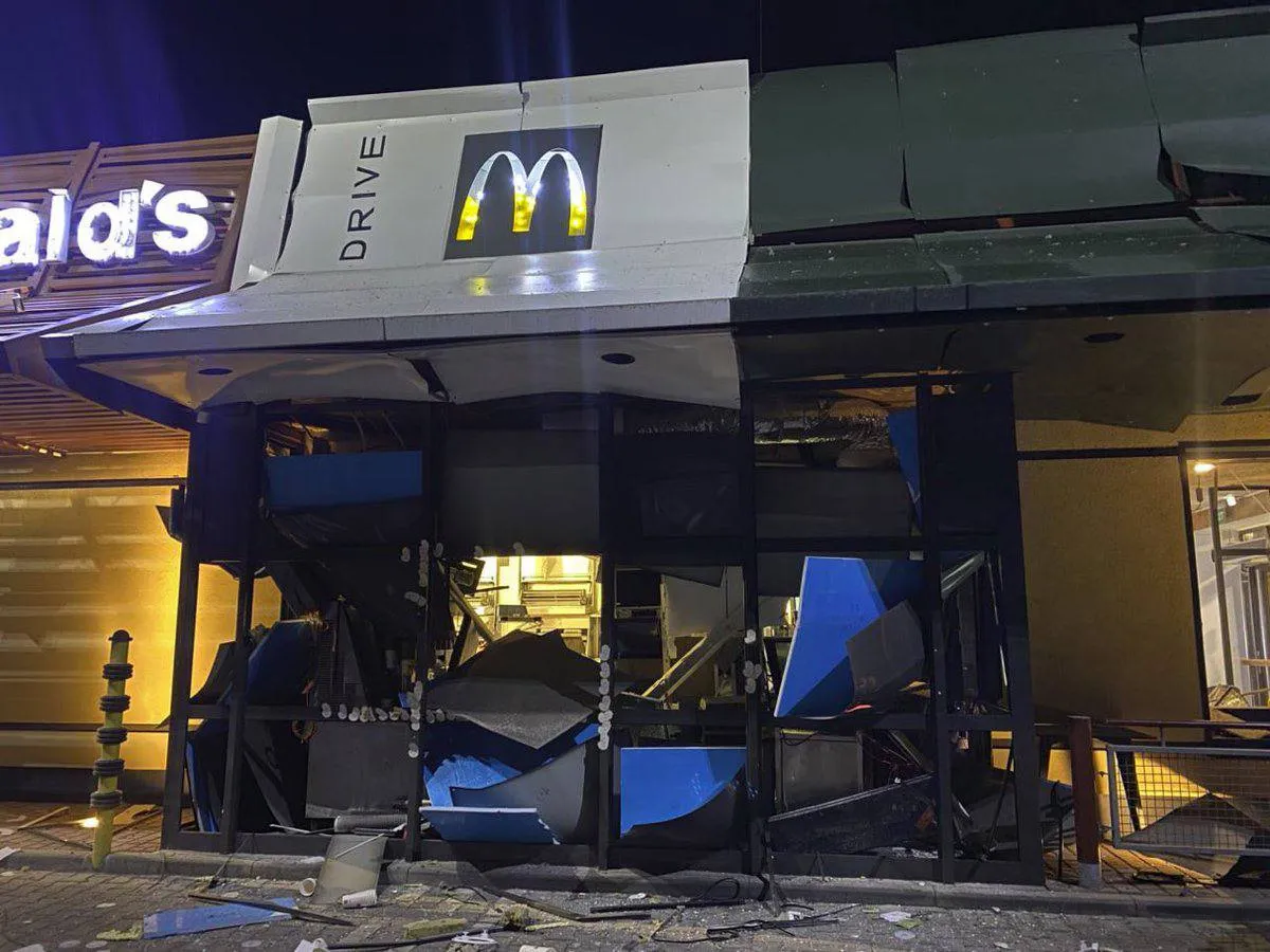 Разрушен McDonald's в Одессе