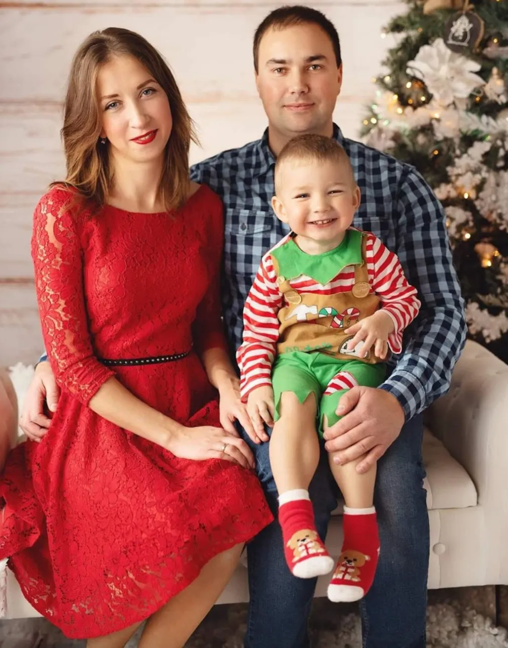 Виктория с семьей Виктория с семьей