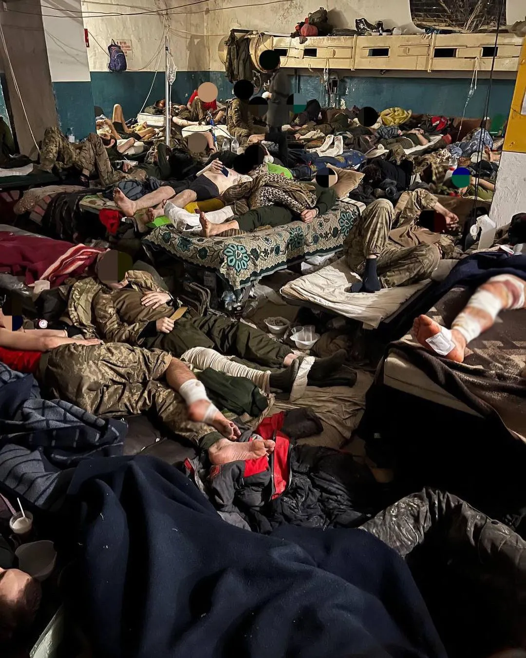 Раненые защитники Раненые защитники