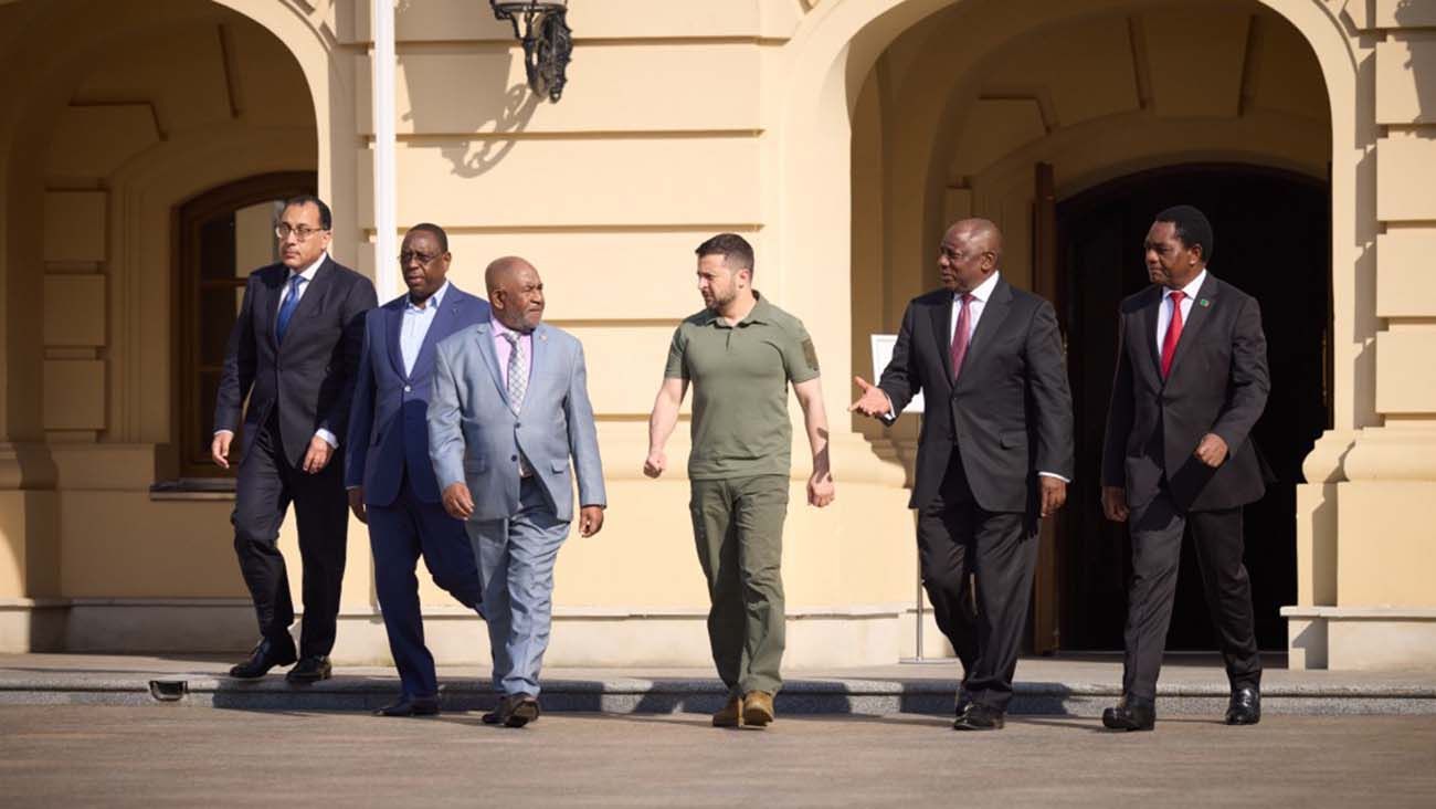 Реакція Києва та США та вибухи в Києві під час візиту лідерів Африки Реакція Києва та США та вибухи в Києві під час візиту лідерів Африки