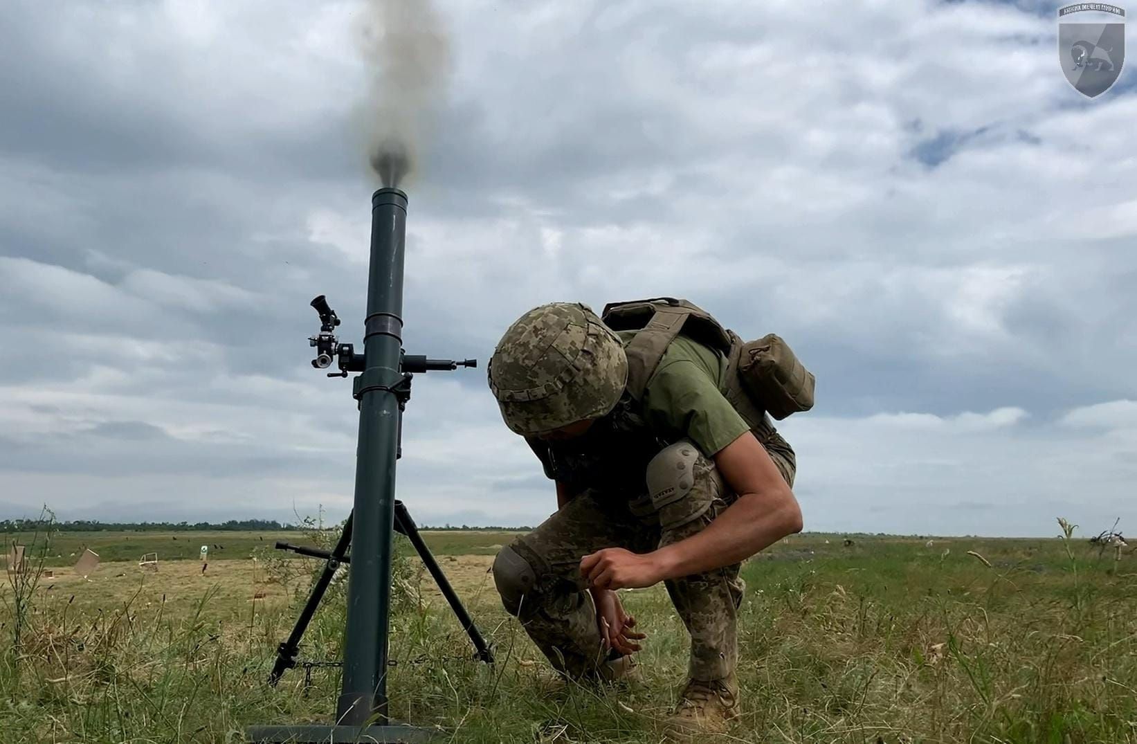 Украинская артиллерия работает по полной