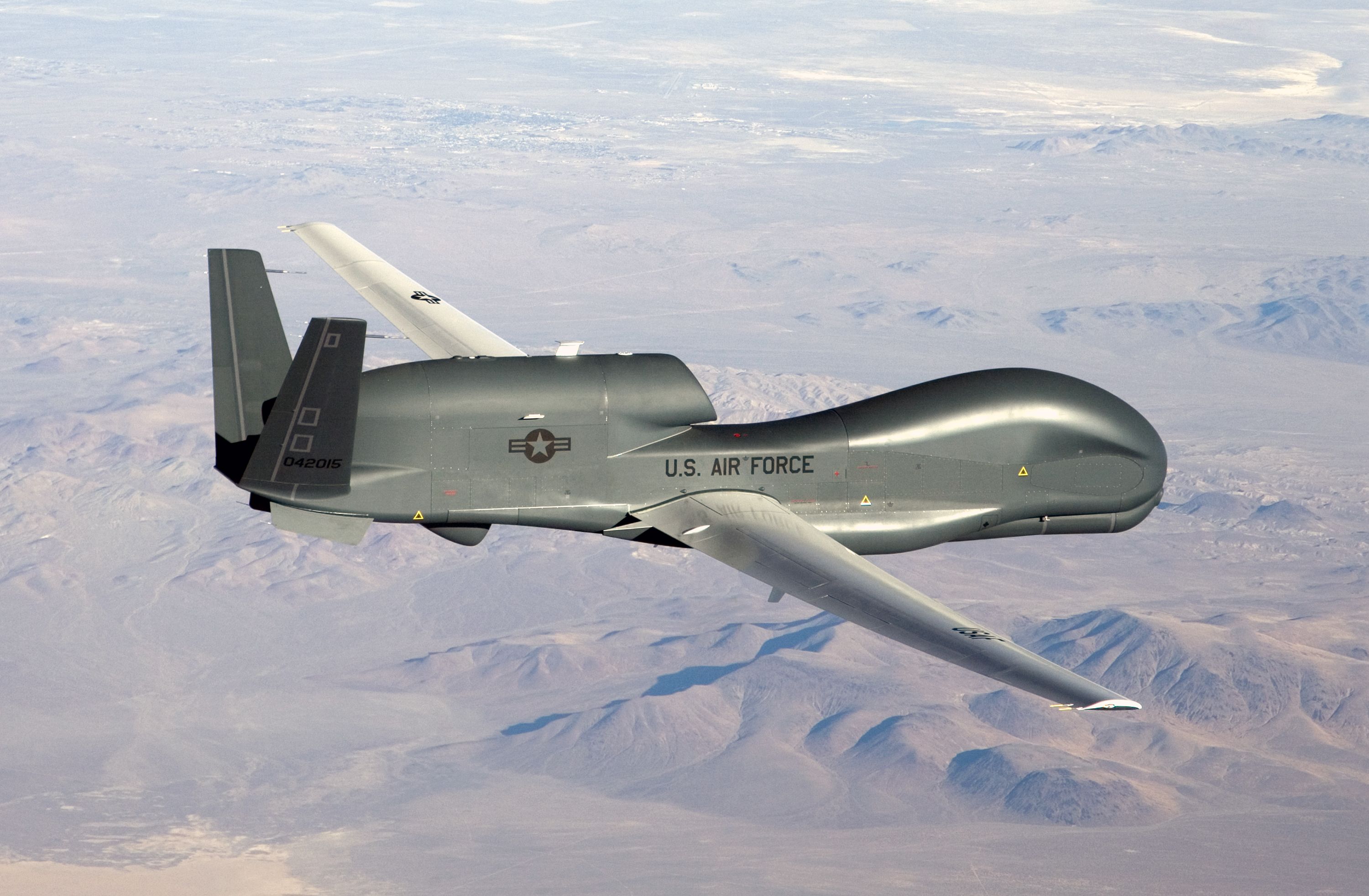 Розвідувальний дрон RQ-4 Global Hawk США чергує біля берегів Криму