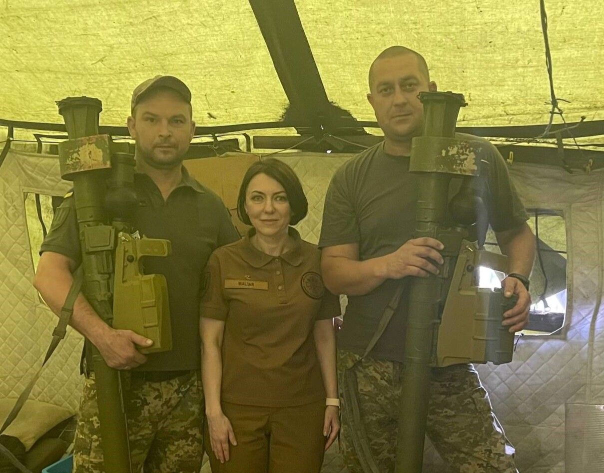 Ганна Маляр відвідала воїнів на Сході Ганна Маляр відвідала воїнів на Сході