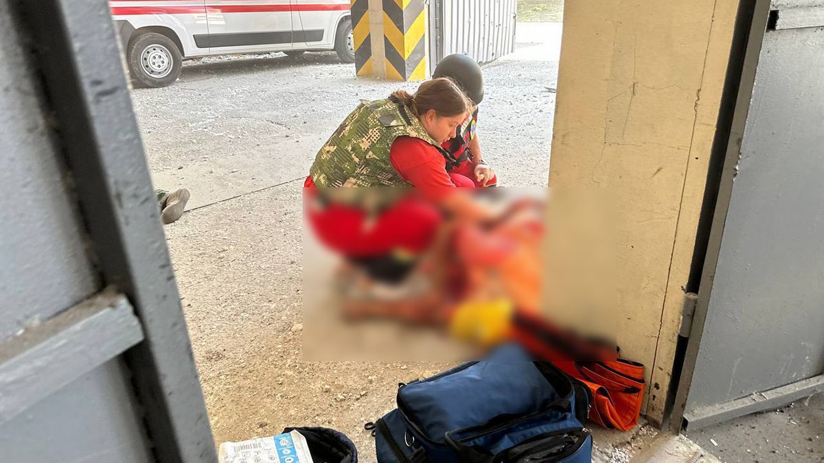 Ворог 23.06.2023 обстріляв Херсон – що відомо про жертв та постраждалих Ворог 23.06.2023 обстріляв Херсон – що відомо про жертв та постраждалих