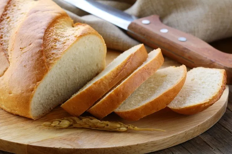 Батон Батон