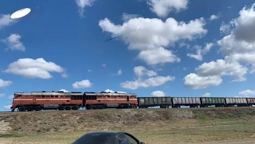 В Крыму неизвестные взорвали железную дорогу В Крыму неизвестные взорвали железную дорогу