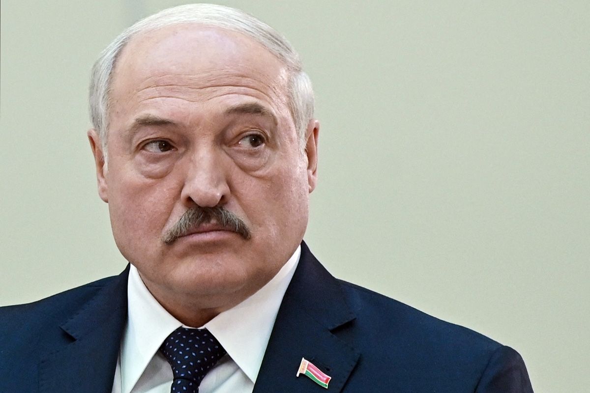 На фоне мятежа Пригожина: Лукашенко отдал приказ привести армию в полную готовность - 24 Канал