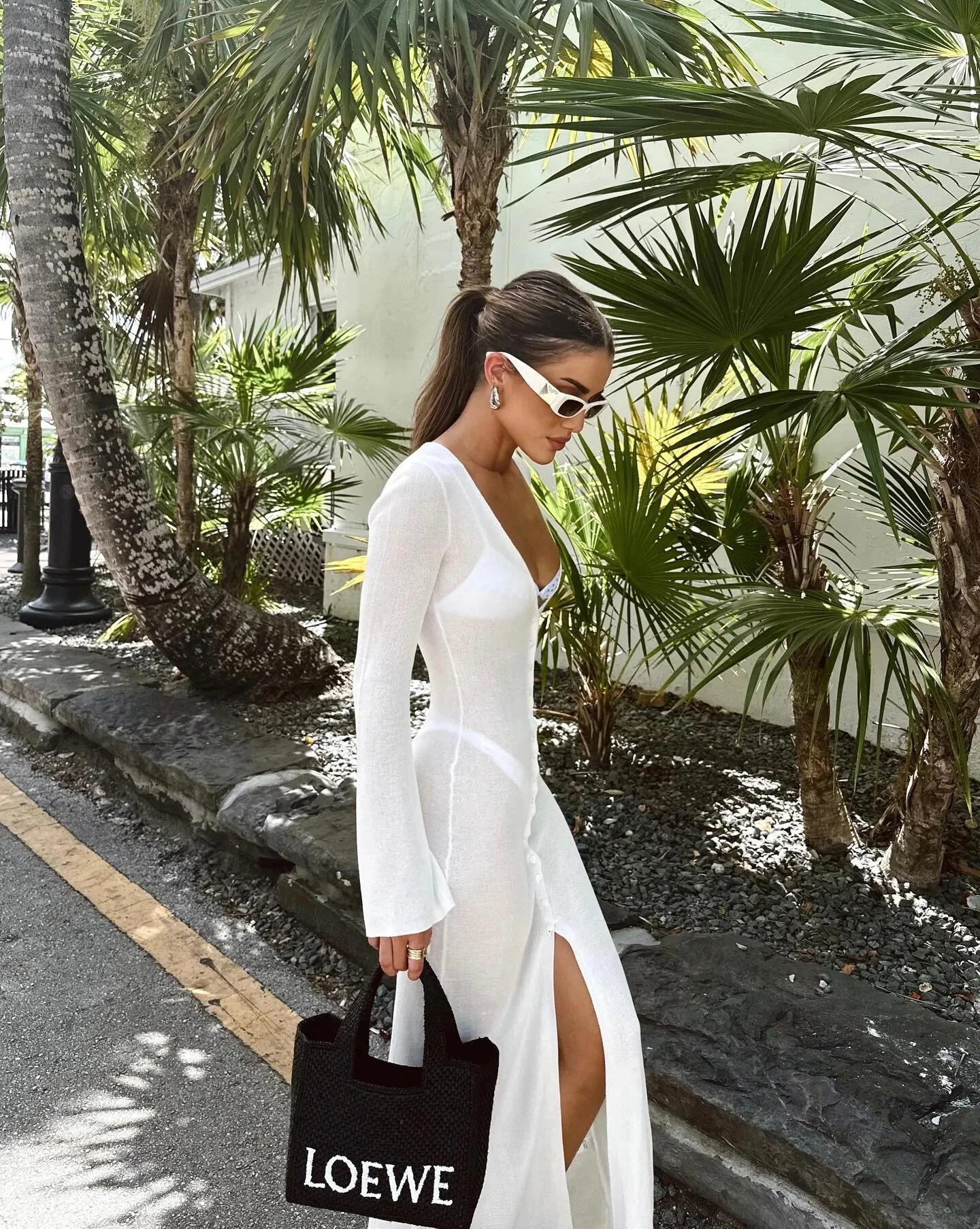 Модні солом'яні сумки на літній період Модні солом'яні сумки на літній період