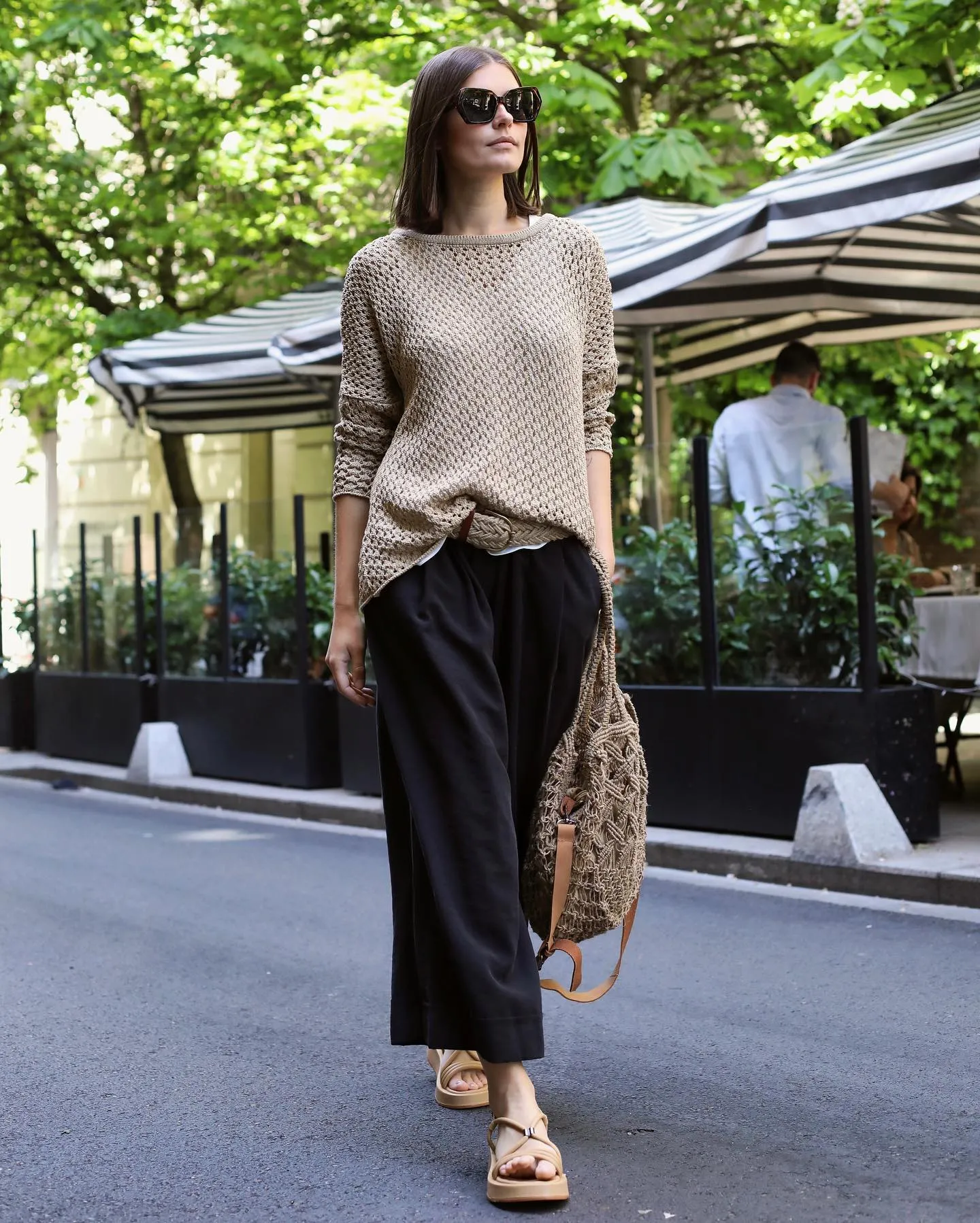 Модні солом'яні сумки на літній період Модні солом'яні сумки на літній період