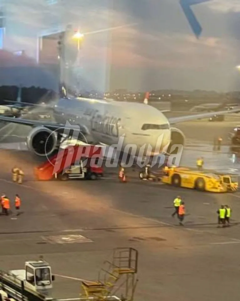 Пожежа в аеропорту Петербурга