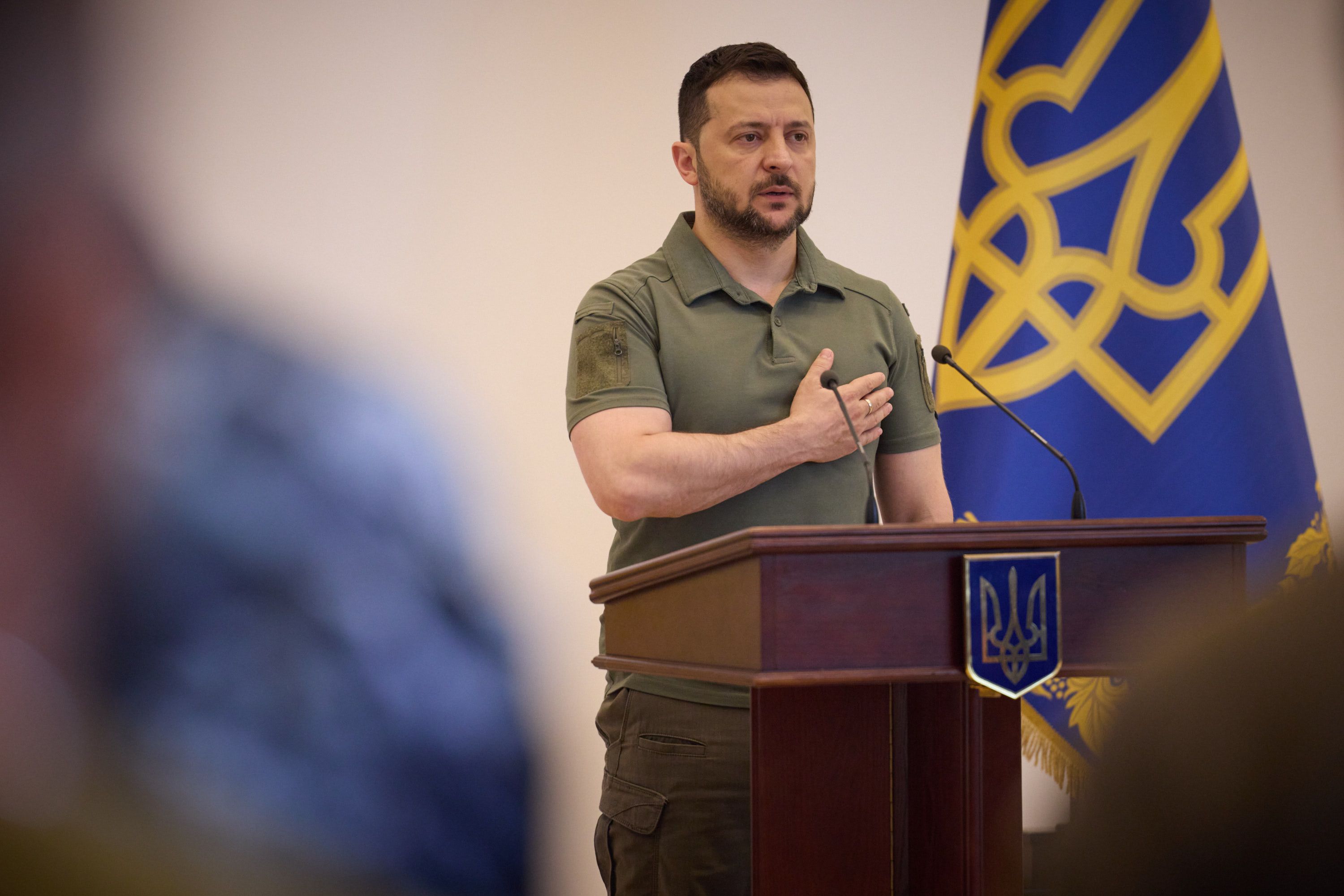 Зеленський привітав захисників з професійним святом Зеленський привітав захисників з професійним святом