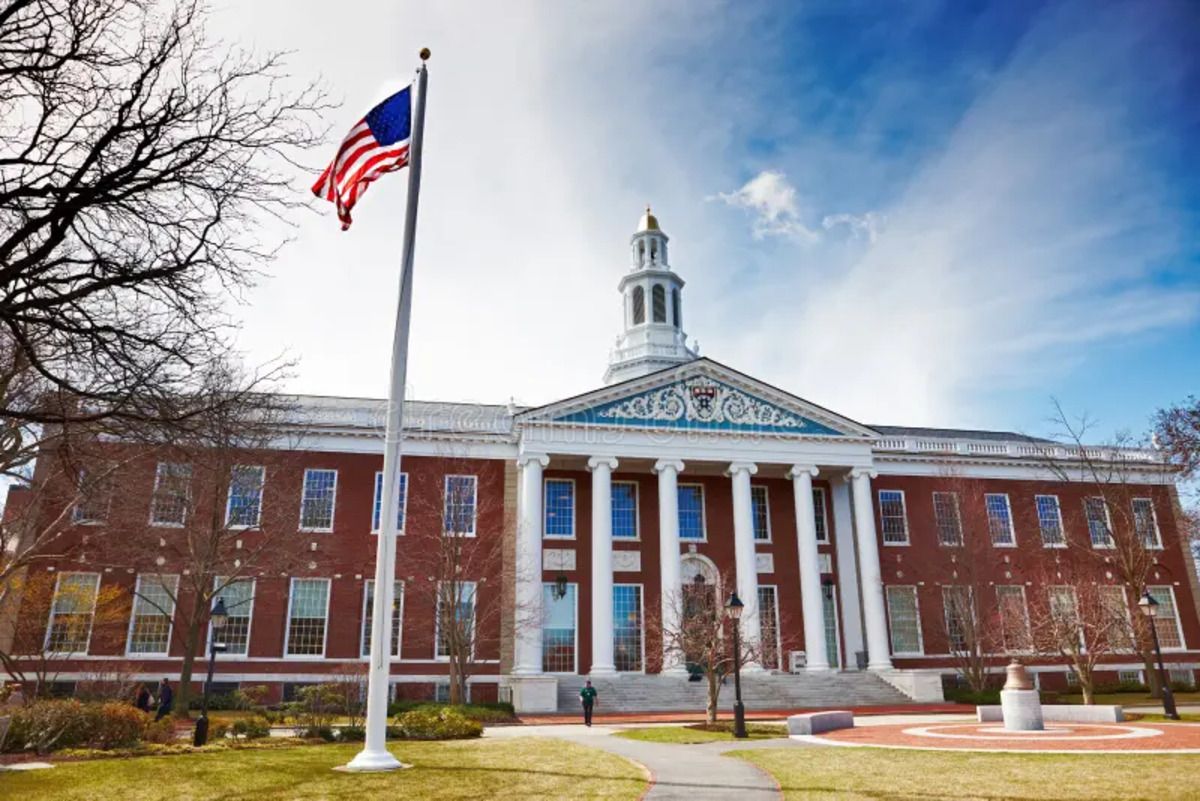 Гарвард для украинцев – вуз ищет профессора украинской литературы Гарвард для украинцев – вуз ищет профессора украинской литературы