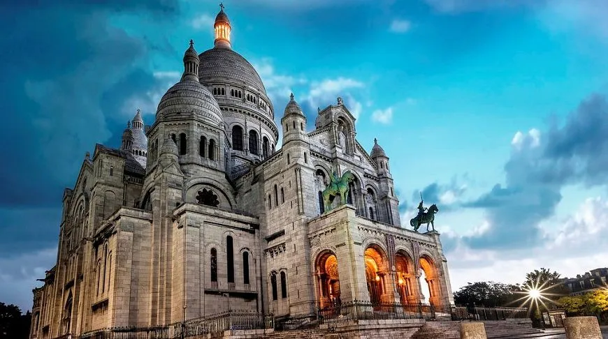 Базилика Сакре-Кер в Париже Базилика Сакре-Кер в Париже