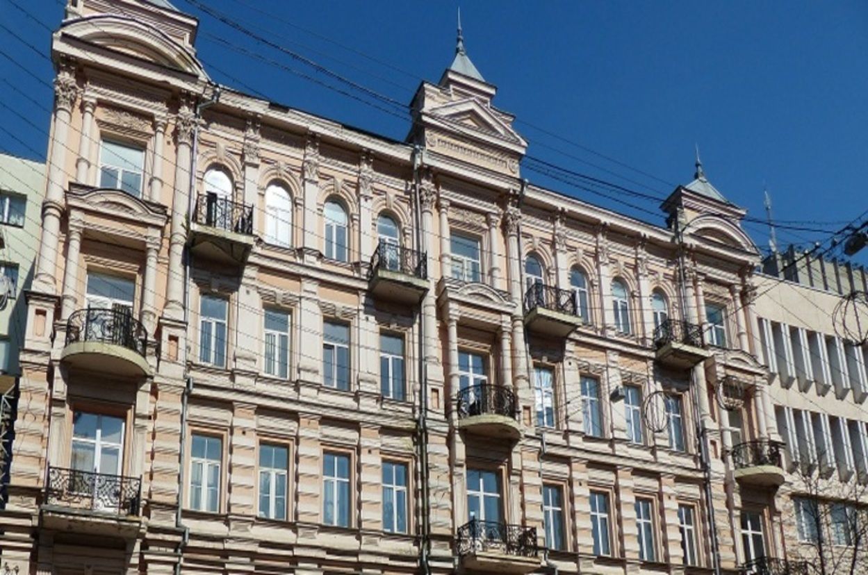 Готель "Ермітаж" стане власністю Вадима Григор'єва Готель "Ермітаж" стане власністю Вадима Григор'єва