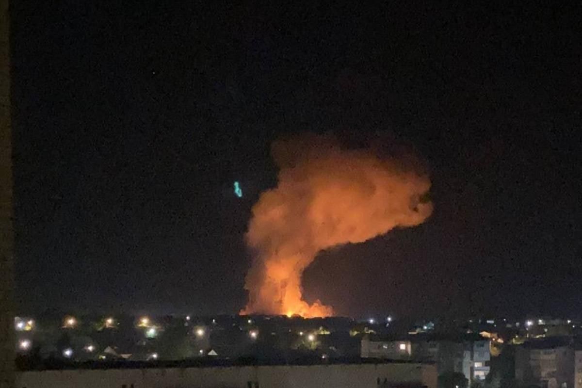 У Бердянську пролунав вибух у штабі окупантів У Бердянську пролунав вибух у штабі окупантів