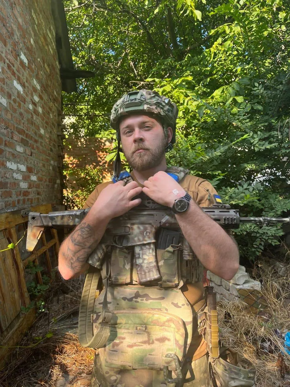 Захисник Бублік, що знищив два російські танки на Бредлі Захисник Бублік, що знищив два російські танки на Бредлі