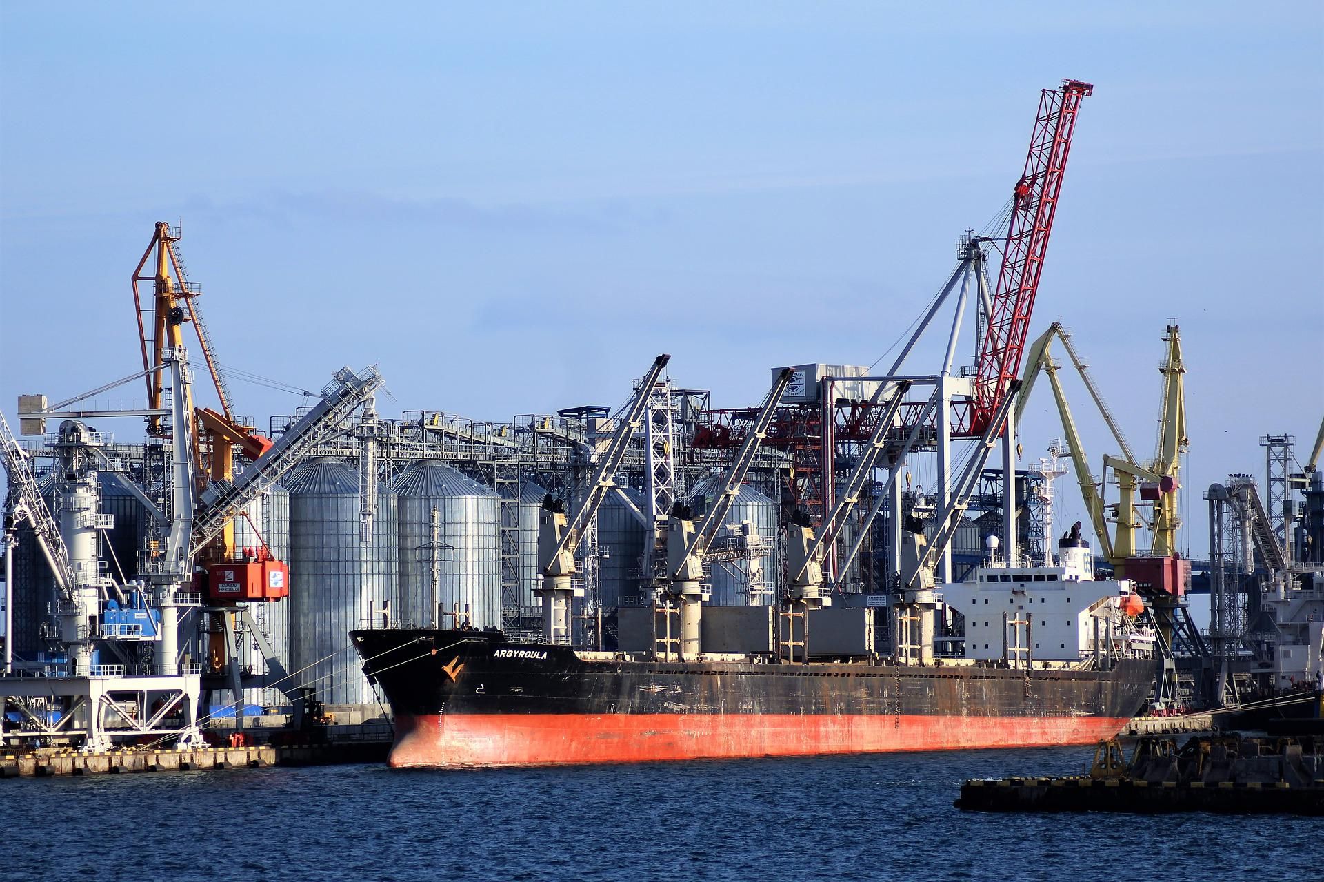 Росія погрожує суднам, які наближатимуться до Чорноморських портів 