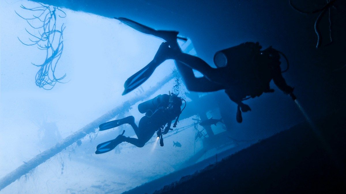 Британські дайвери, імовірно, знайшли затонулий флот часів Другої світової Британські дайвери, імовірно, знайшли затонулий флот часів Другої світової