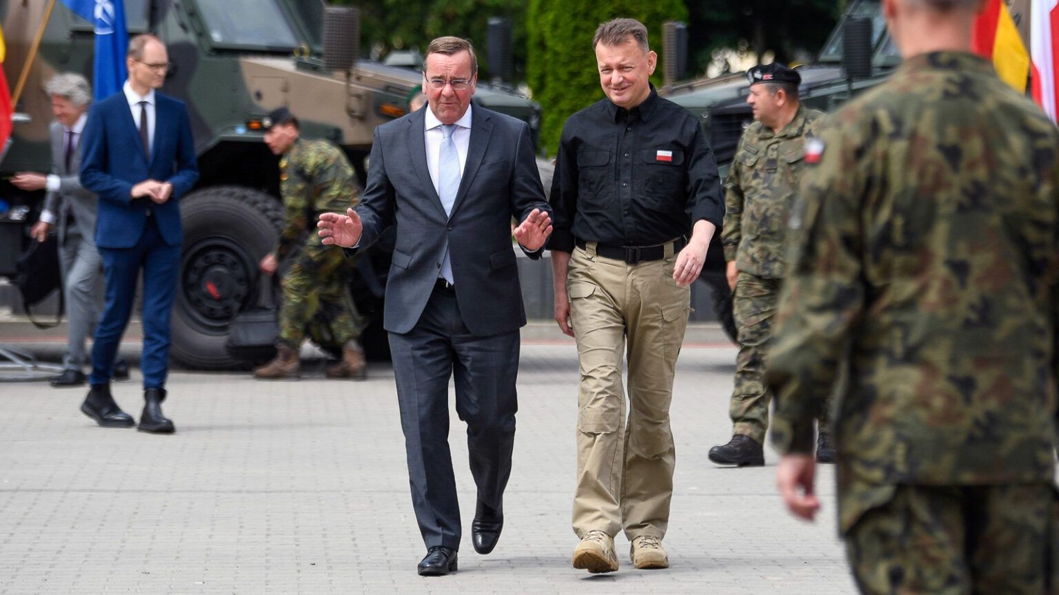 Німеччина обіцяє підтримати Польщу в разі атаки вагнерівців Німеччина обіцяє підтримати Польщу в разі атаки вагнерівців