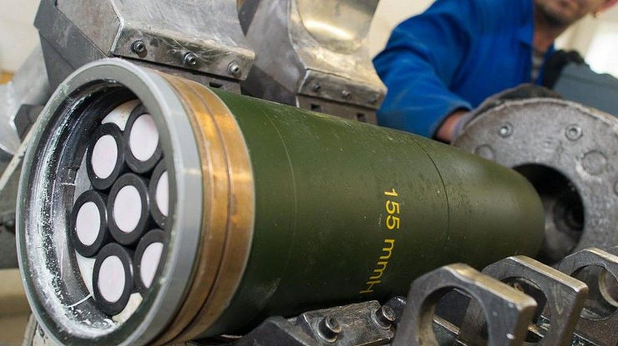 Переваги касетних боєприпасів, які використовує Україна