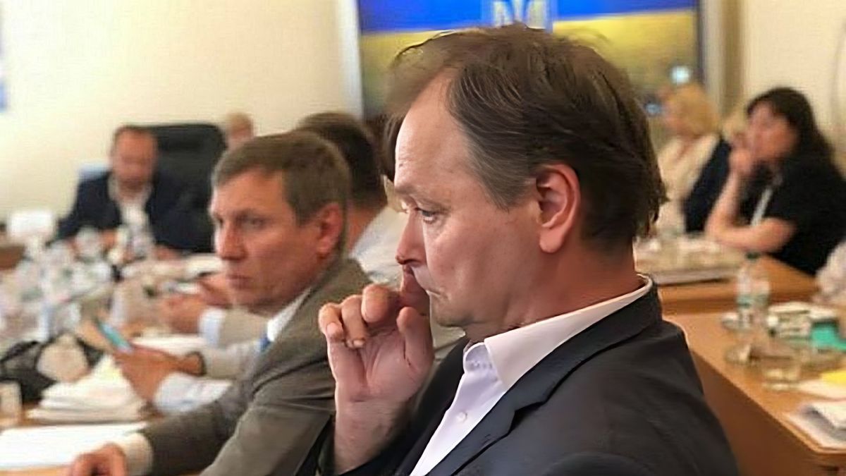 ОПЗЖ-шнику Пономареву выбирают меру пресечения: кто пришел его поддержать - 24 Канал ОПЗЖ-шнику Пономареву выбирают меру пресечения: кто пришел его поддержать - 24 Канал